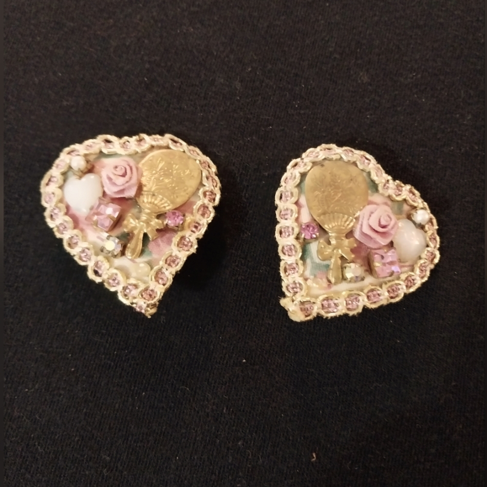 Heart-shaped Clip-on earrings